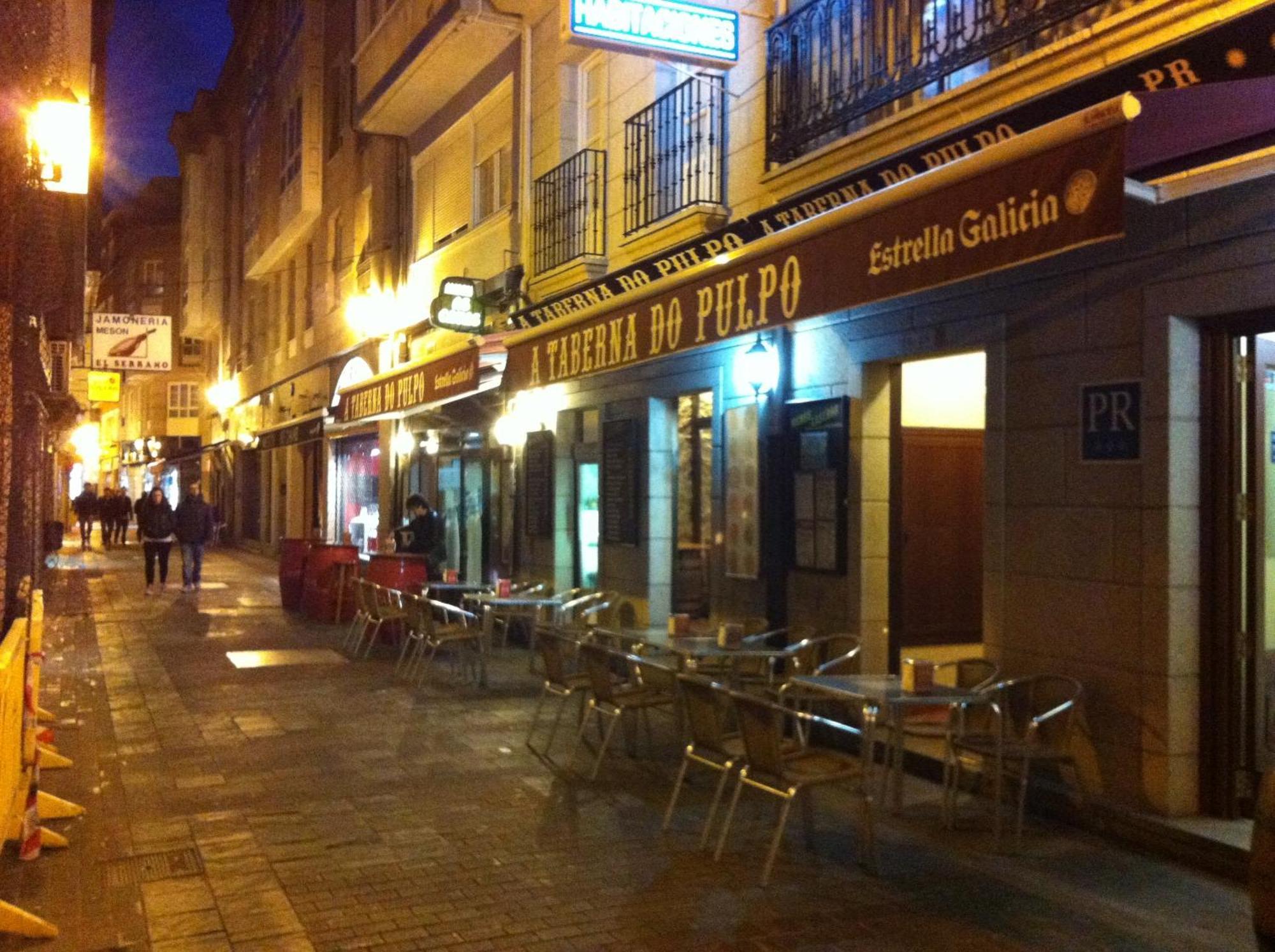 Hostal Hotil Coruna Centro A Coruna Bagian luar foto