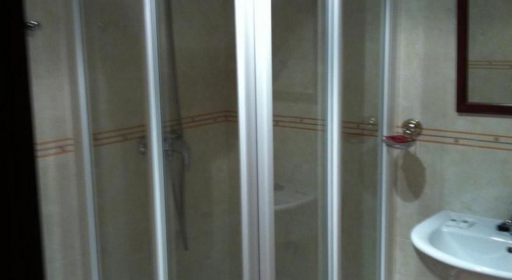 Hostal Hotil Coruna Centro A Coruna Bagian luar foto