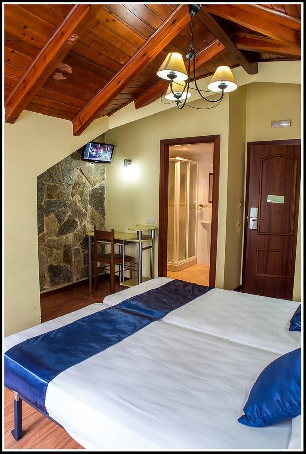 Hostal Hotil Coruna Centro A Coruna Bagian luar foto