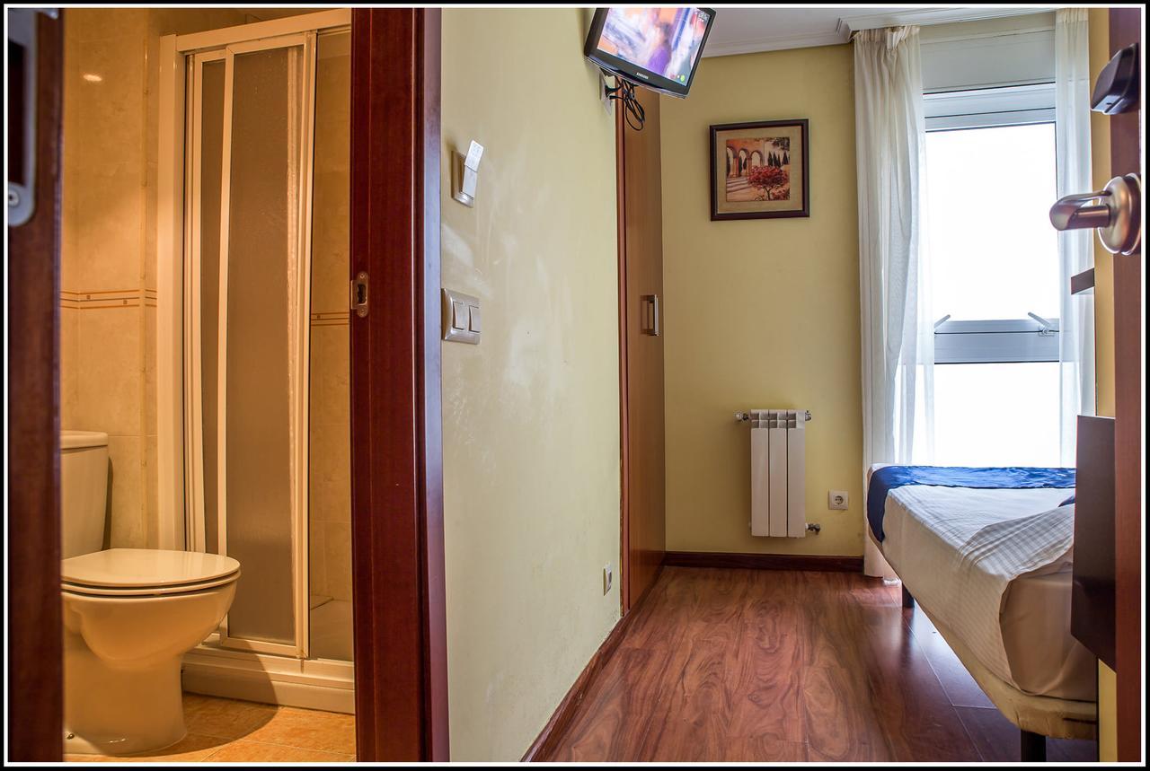 Hostal Hotil Coruna Centro A Coruna Bagian luar foto