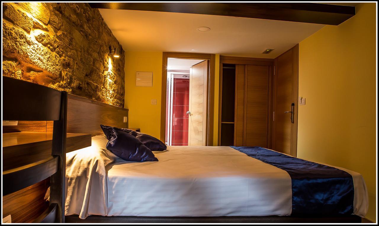 Hostal Hotil Coruna Centro A Coruna Bagian luar foto