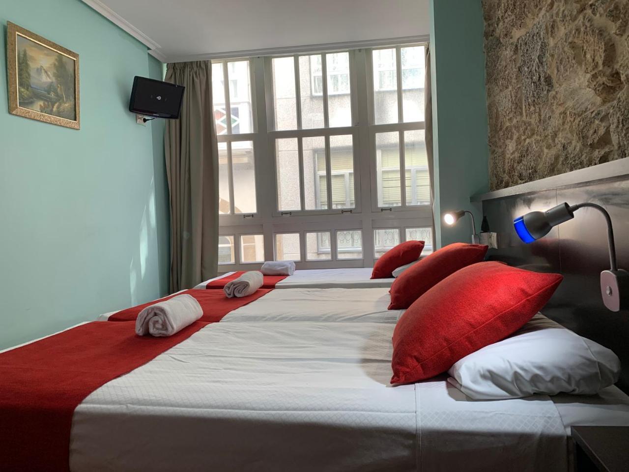 Hostal Hotil Coruna Centro A Coruna Bagian luar foto